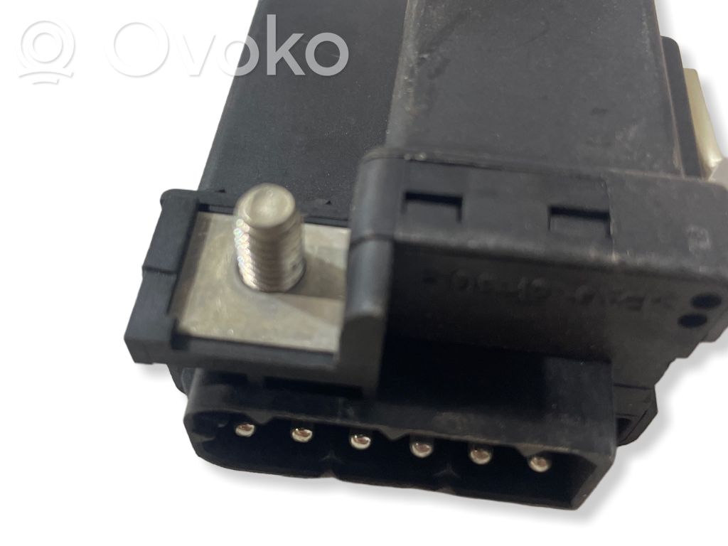 BMW 3 E46 Glow plug pre-heat relay 