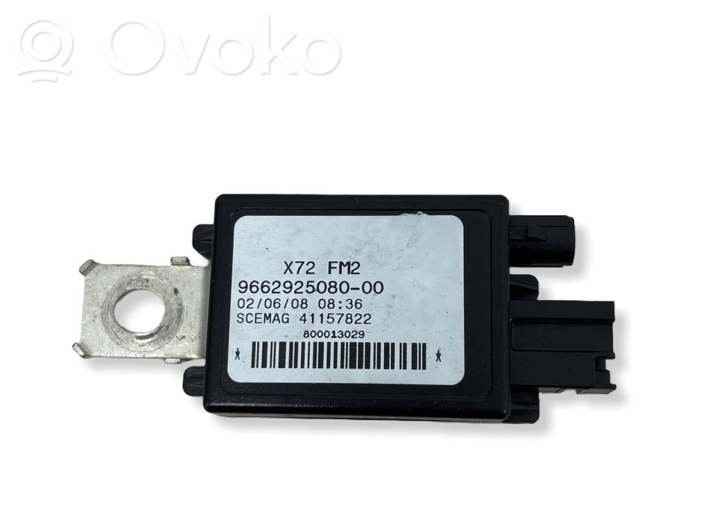 Citroen C5 Antenos stiprintuvas 