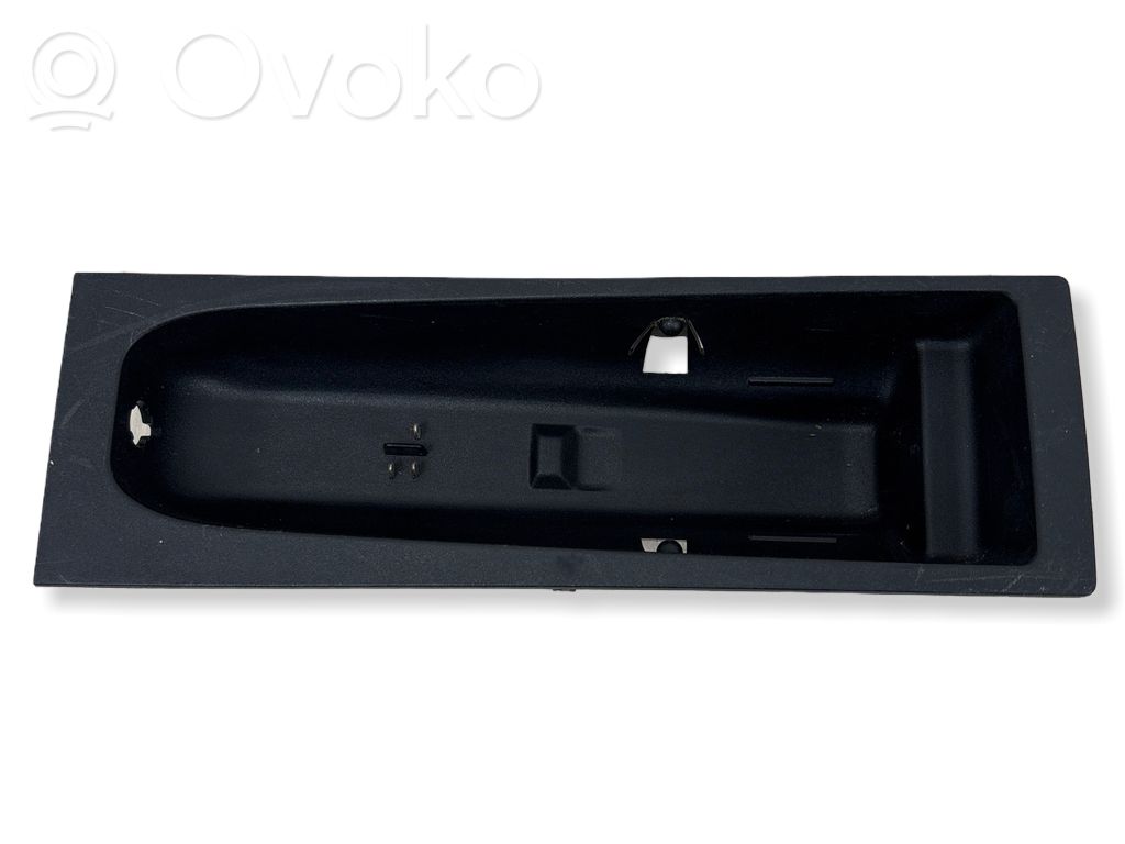 Citroen C5 Kita salono detalė 