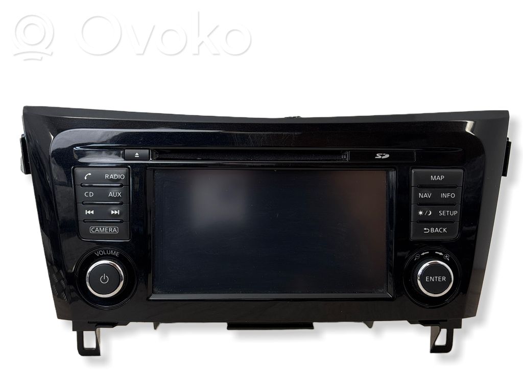 Nissan Qashqai Panel / Radioodtwarzacz CD/DVD/GPS 