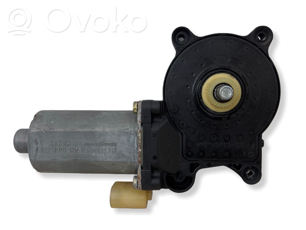 BMW 3 E46 Front door window regulator motor 