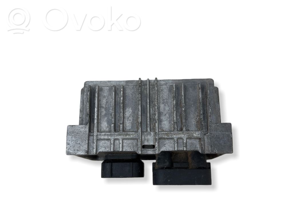 Chevrolet Captiva Glow plug pre-heat relay 
