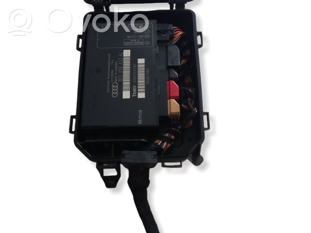 Audi A4 S4 B6 8E 8H Mukavuusmoduuli 
