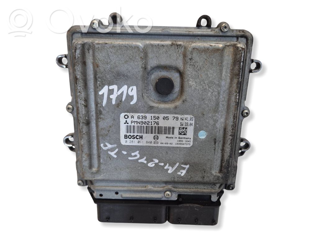 Mitsubishi Colt Engine control unit/module 