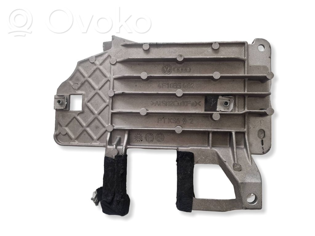 Audi A6 S6 C6 4F Bracket in trunk/boot 