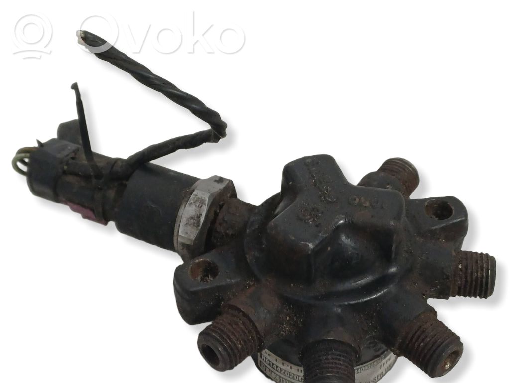 Ford Focus Fuel main line pipe 