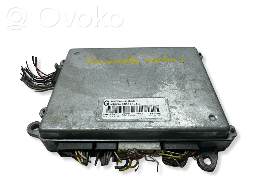 Mukavuusmoduuli   4R8313B525AB
