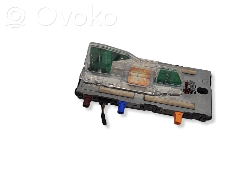 Volvo XC90 GPS-pystyantenni 