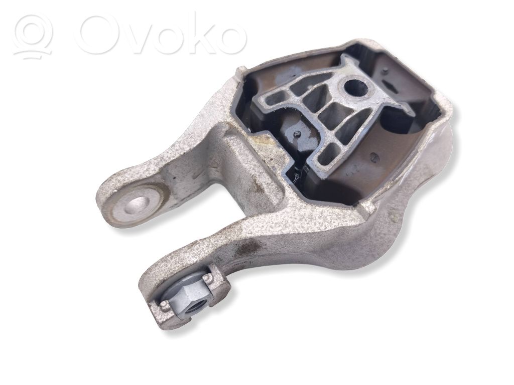 Engine mount bracket   17276810,9423382