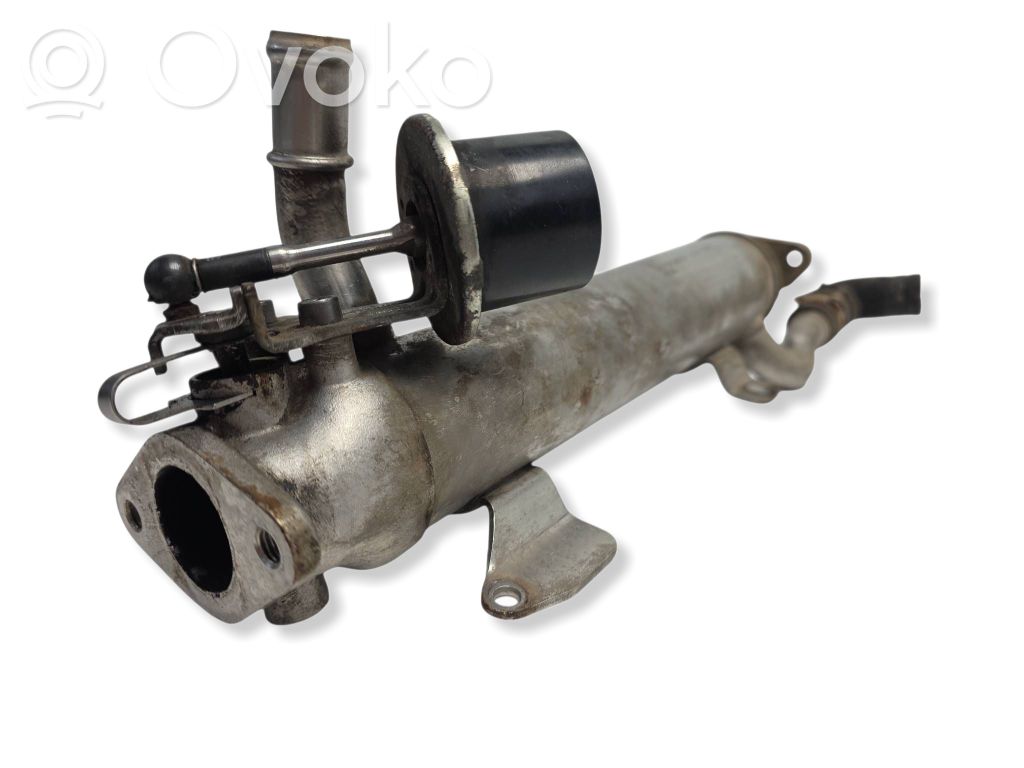 Volkswagen PASSAT B6 EGR valve cooler 