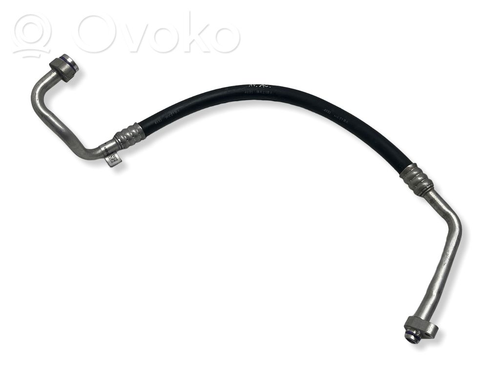 Audi A4 S4 B9 8W Ilmastointilaitteen putki (A/C) 