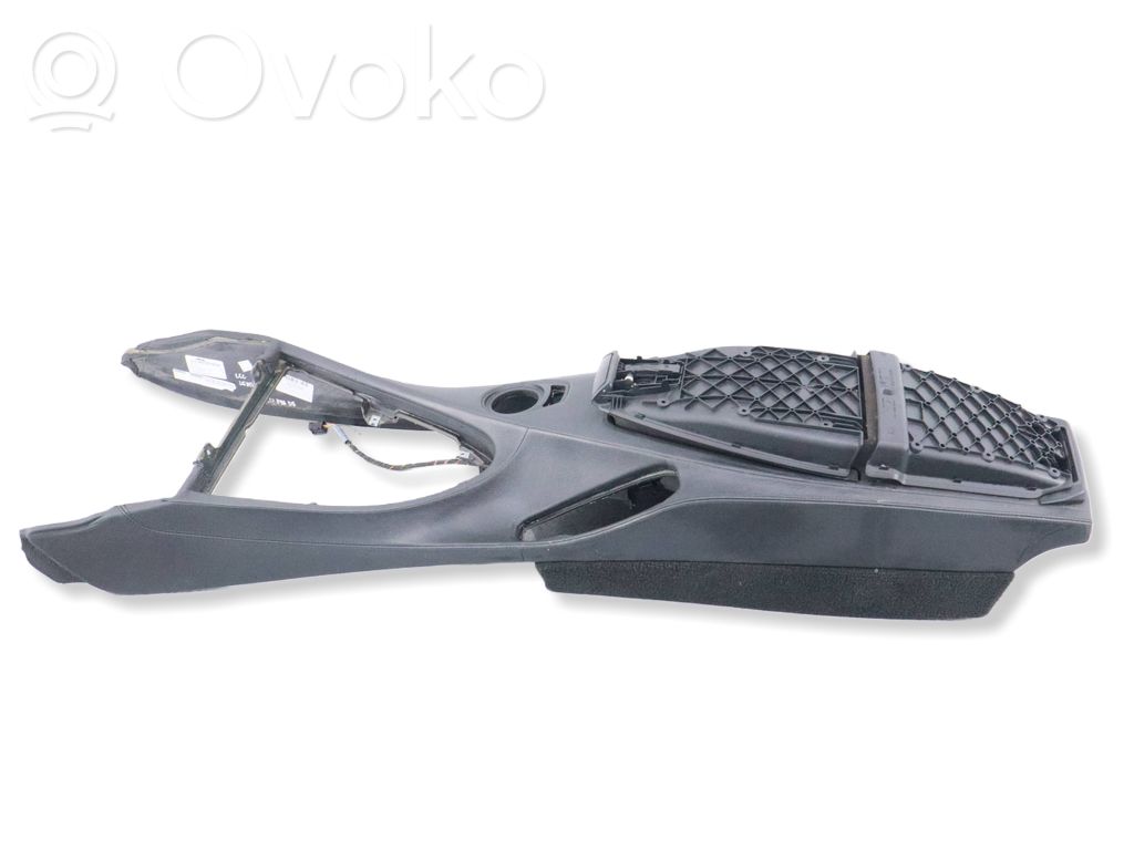 BMW M6 Armrest 