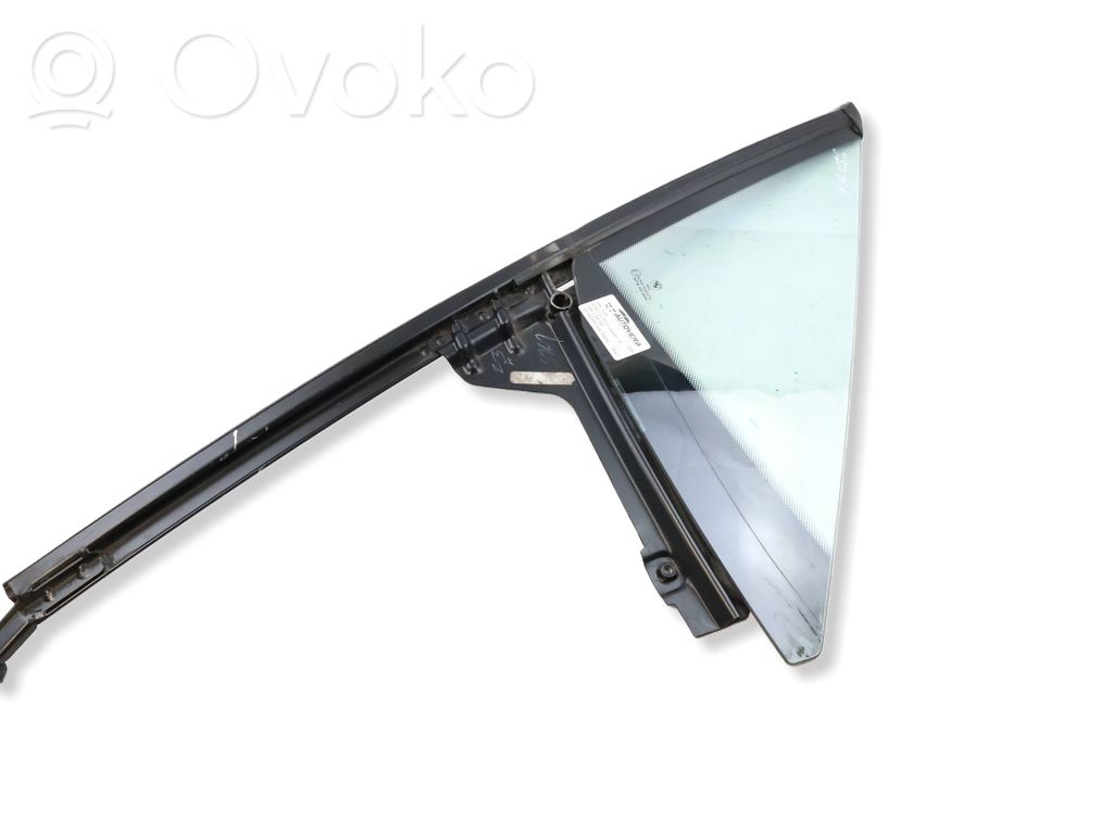 BMW Z3 E36 Front triangle window/glass 