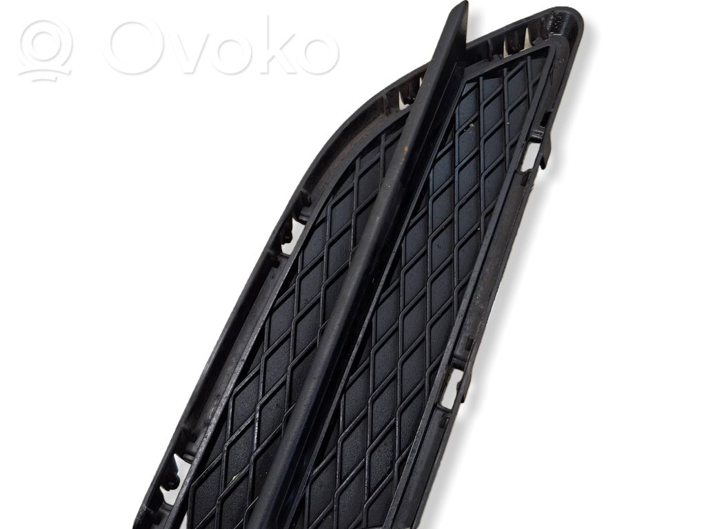 BMW 3 E90 E91 Front fog light trim/grill 