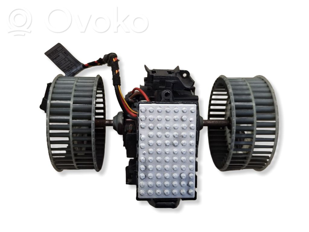 BMW 5 E60 E61 Mazā radiatora ventilators 