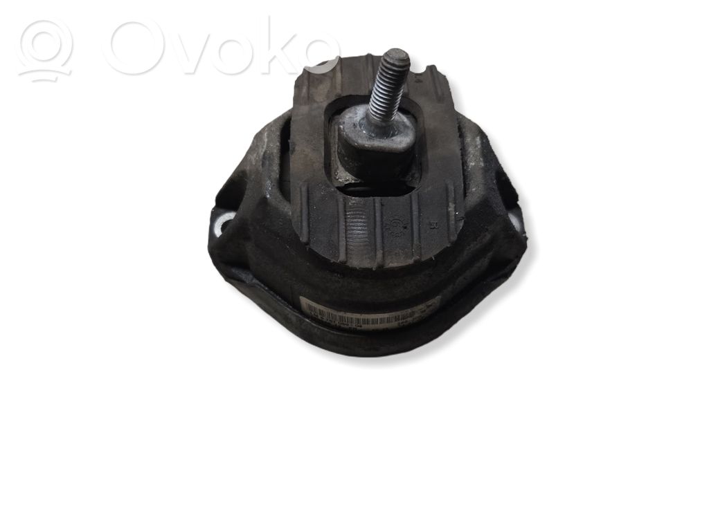 BMW 5 E60 E61 Engine mount bracket 