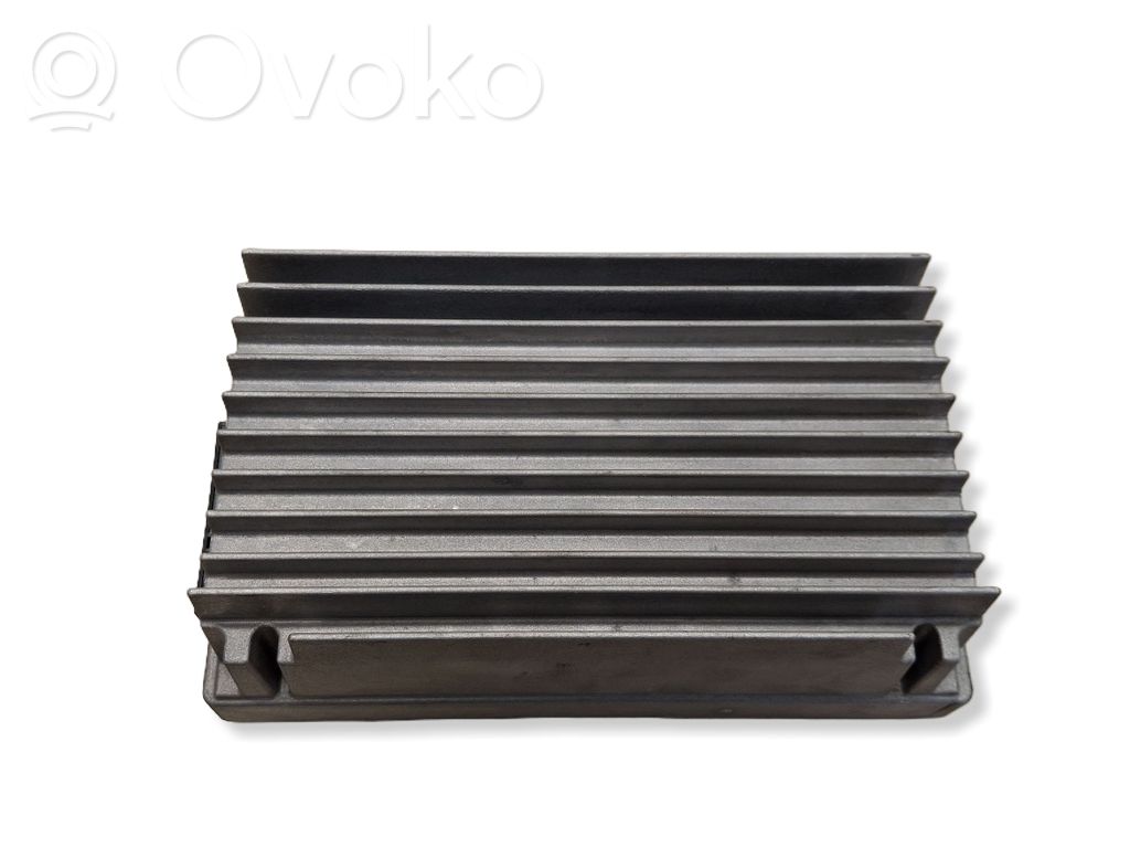 BMW 3 E90 E91 Amplificator sunet 