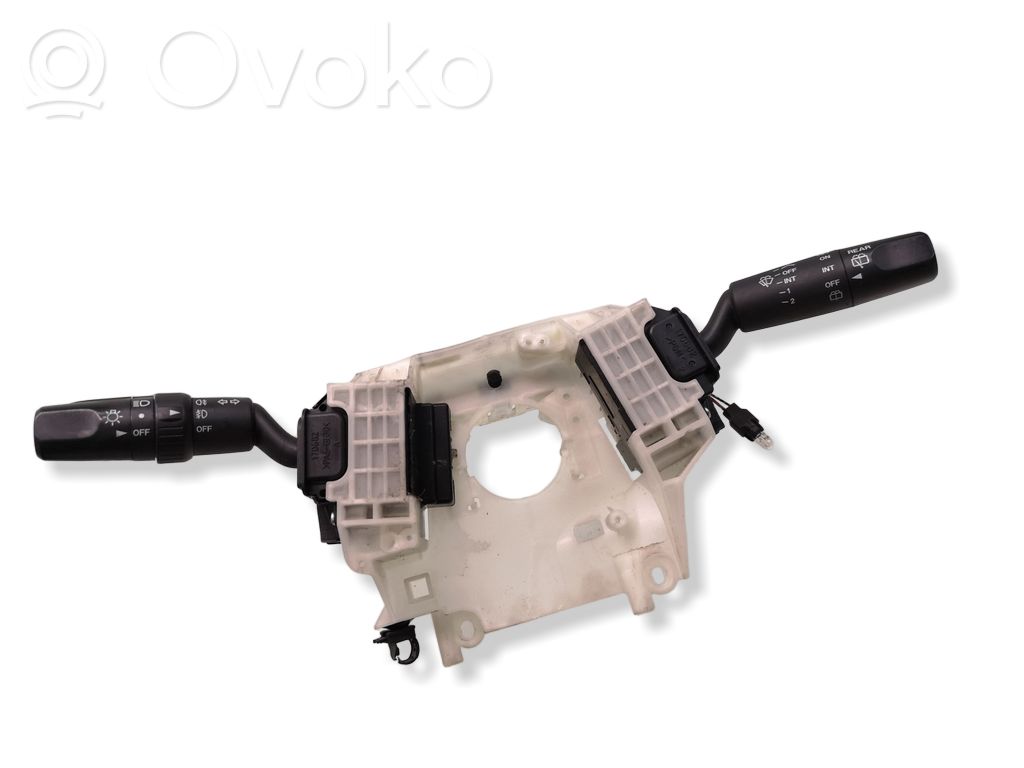Mazda 3 I Wiper turn signal indicator stalk/switch 