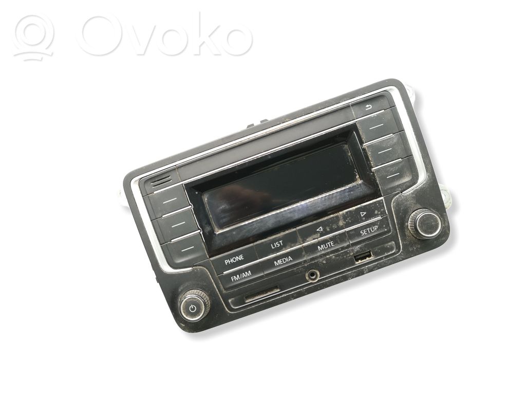 Volkswagen Caddy Panel / Radioodtwarzacz CD/DVD/GPS 