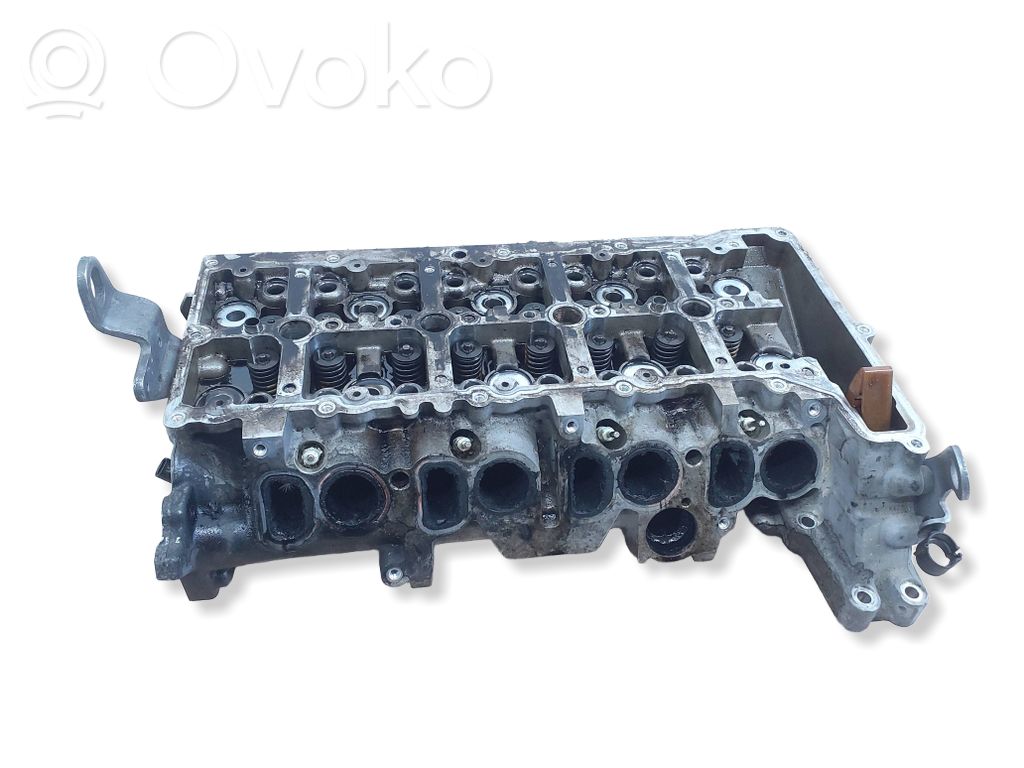 Engine head   7797678