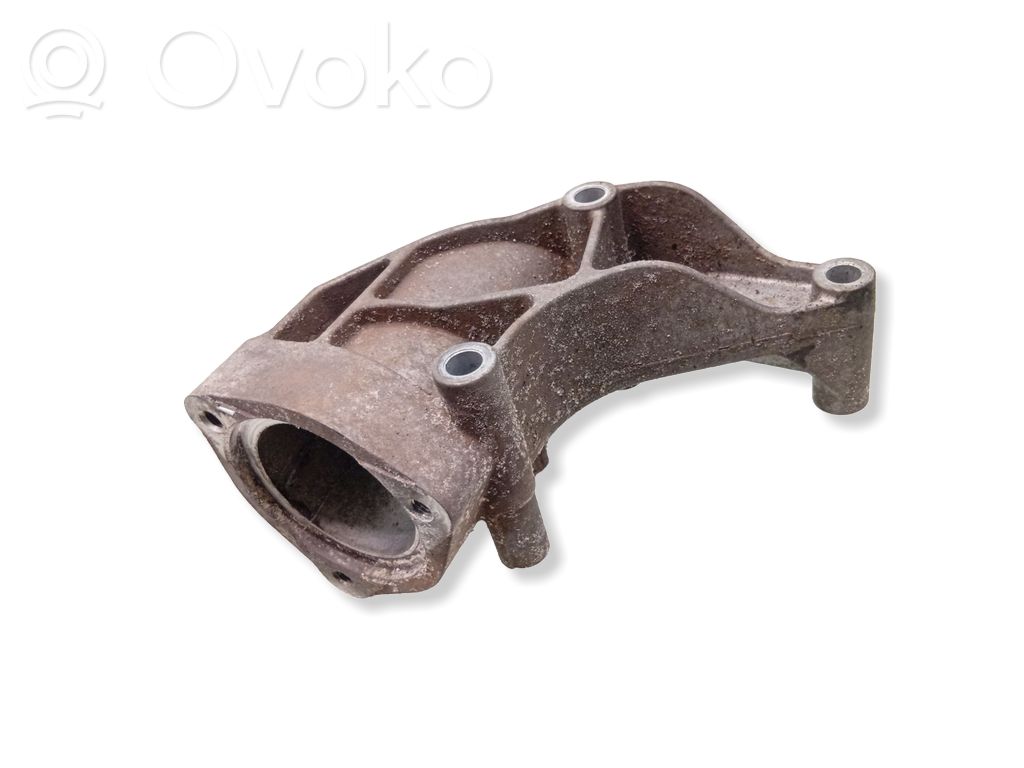 Opel Astra J Wspornik / Mocowanie łożyska podpory wału napędowego 