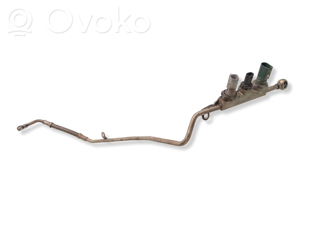 Porsche Cayenne (92A) Turbo turbocharger oiling pipe/hose 