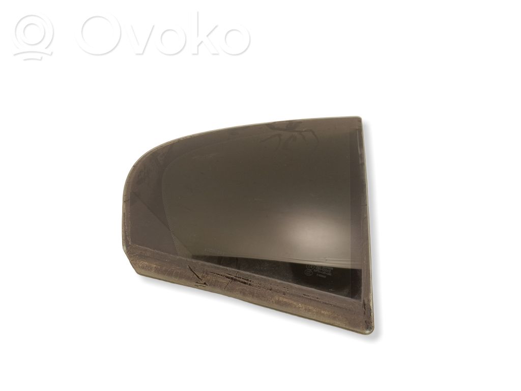 Rear vent window glass   AS2