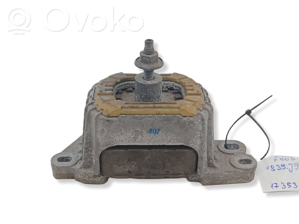 Peugeot 508 Engine mount bracket 