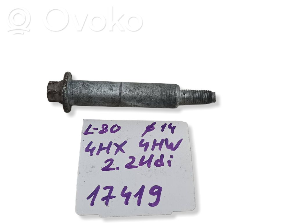 Citroen C5 Engine mounting bracket 