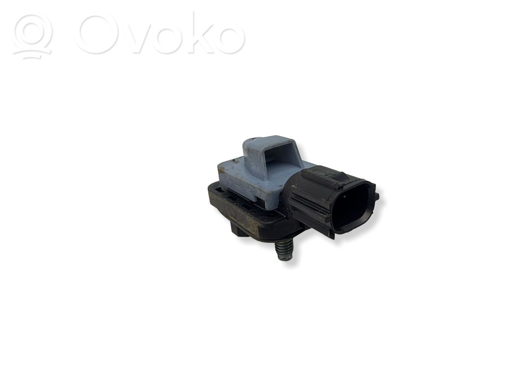 Toyota Yaris XP210 Sensor impacto/accidente para activar Airbag 