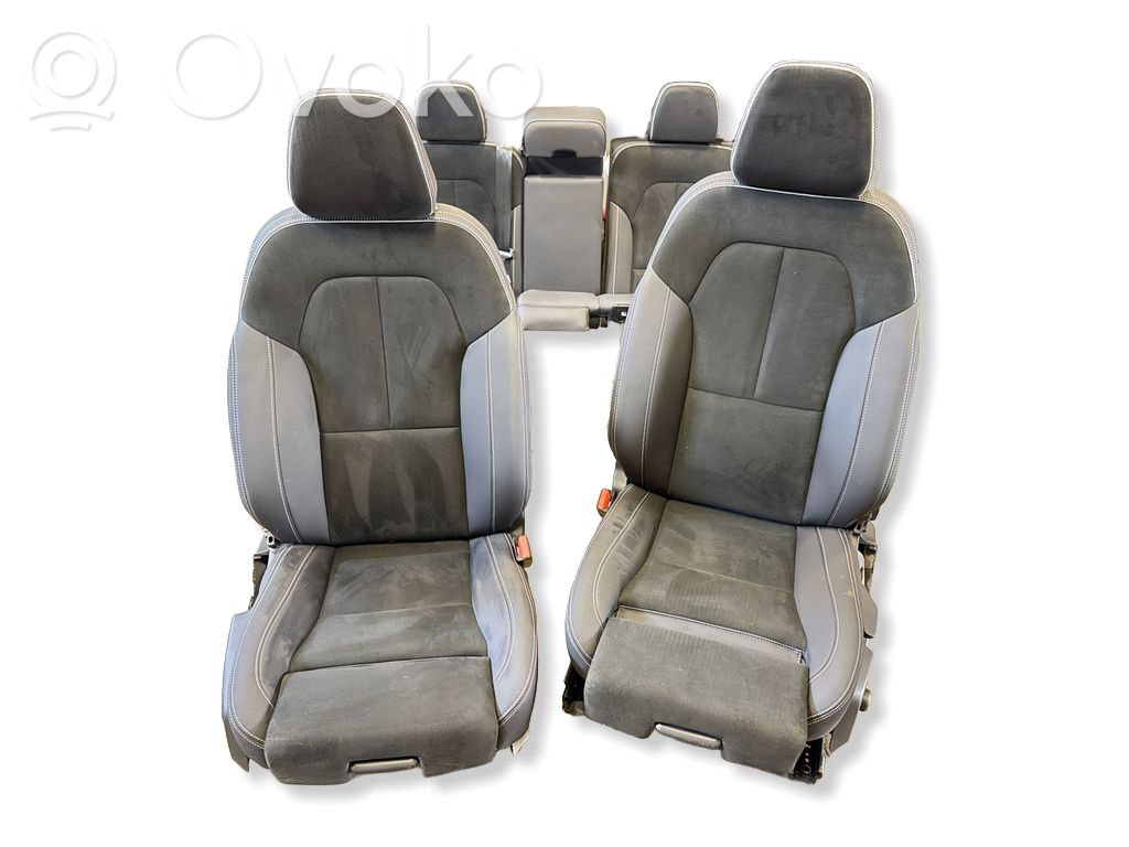 Interior set