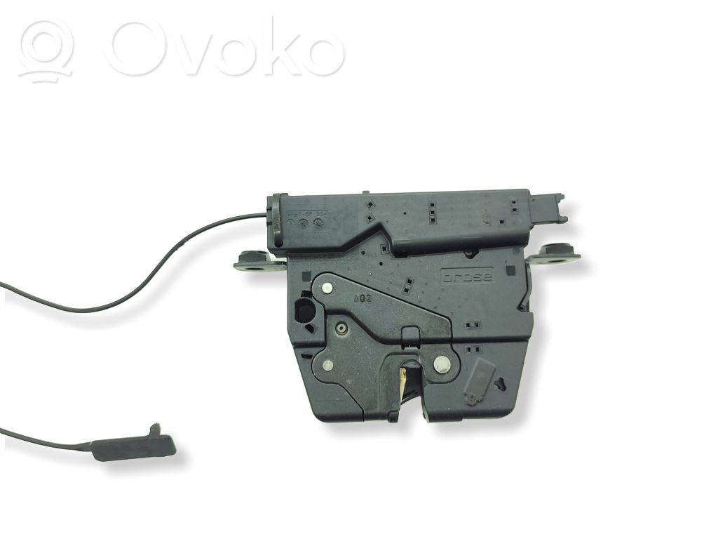 BMW X1 E84 Tailgate lock latch 
