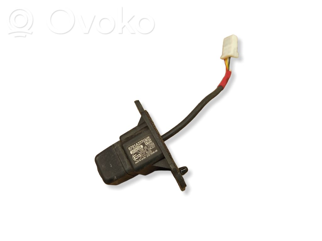 Mitsubishi Eclipse Cross Reversing camera 