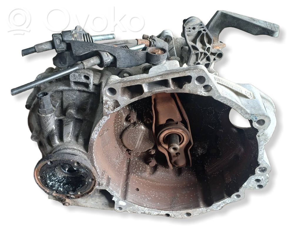 Volkswagen Polo V 6R Mechaninė 5 pavarų dėžė 