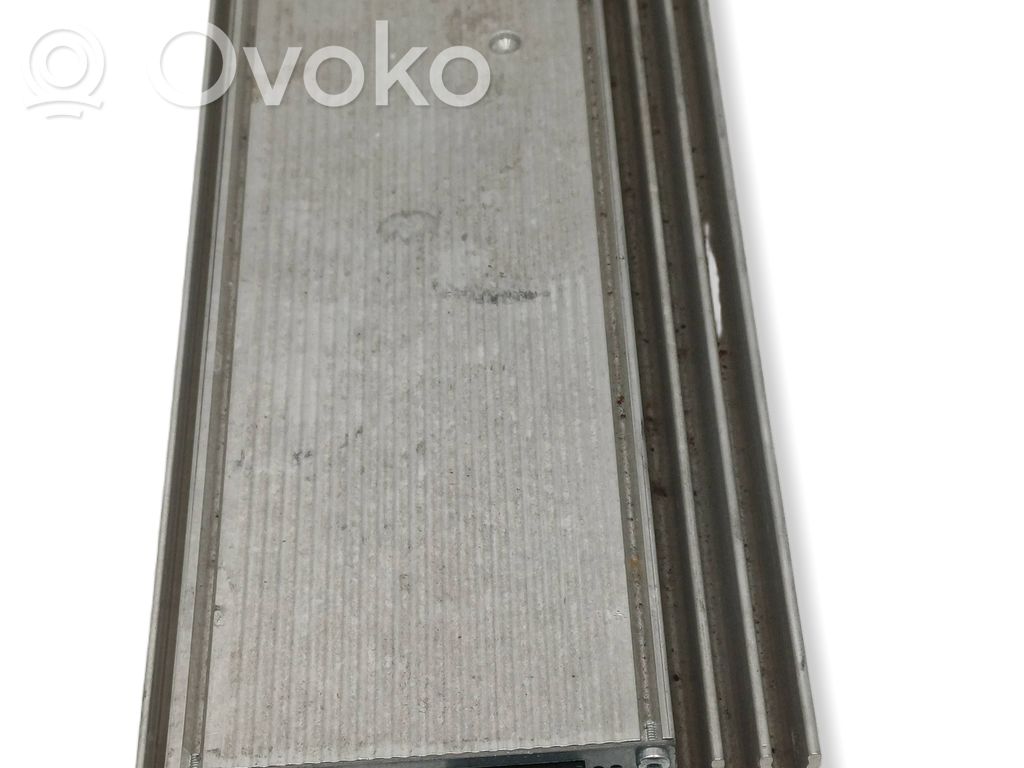 BMW X5 E70 Sound amplifier 