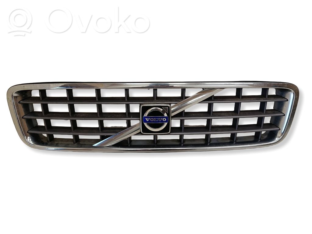Volvo XC90 Etupuskurin ylempi jäähdytinsäleikkö 