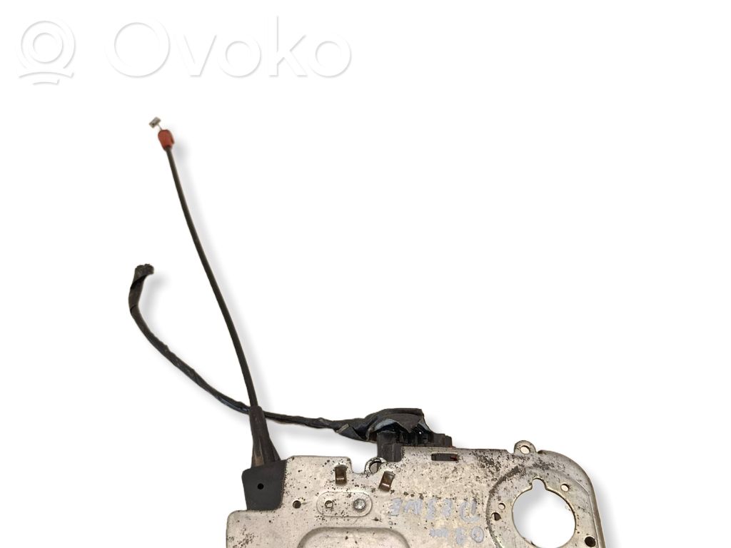 Zamek drzwi przednich   YC1AV21812