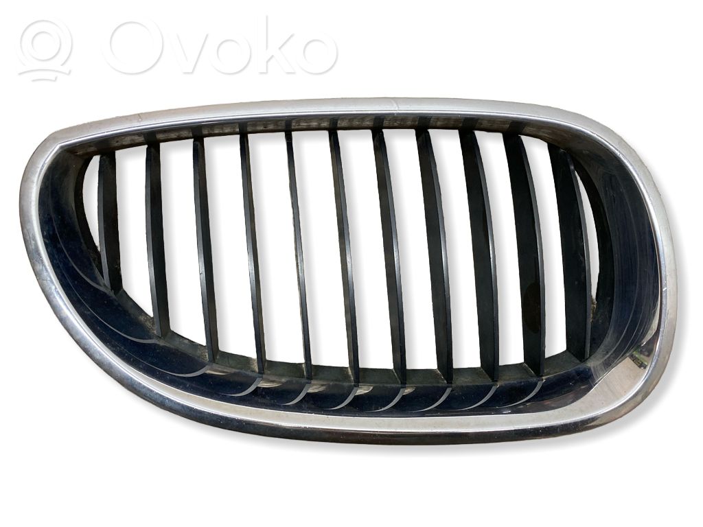 Grille de calandre avant   7027062