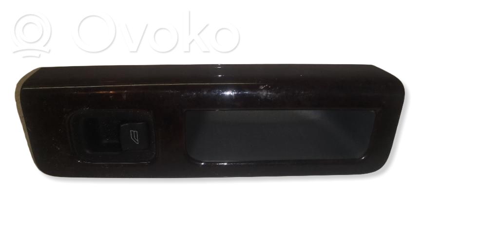 Electric window control switch   8679679,A22610
