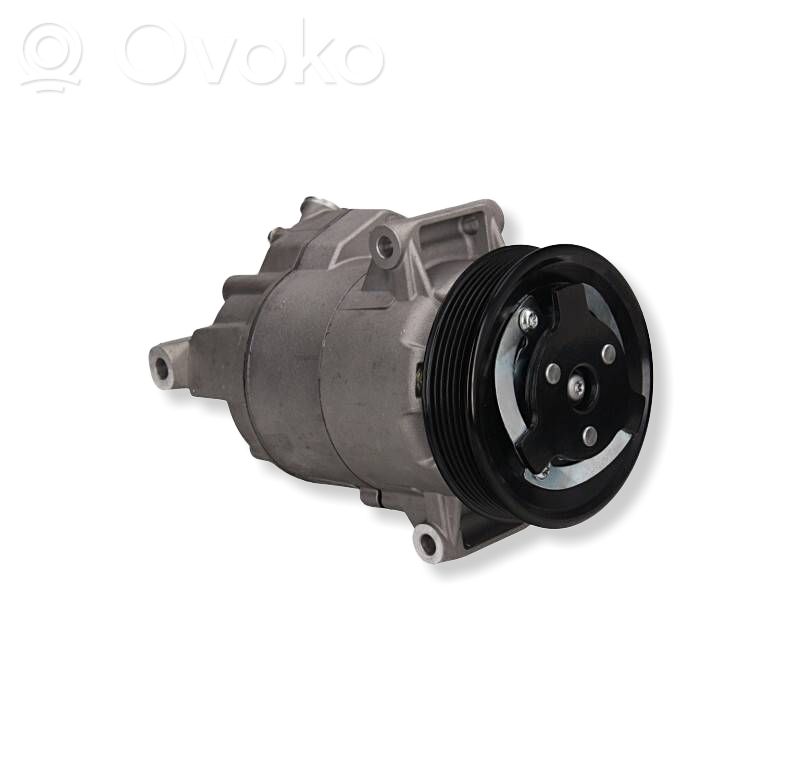 Opel Astra J Kompresor / Sprężarka klimatyzacji A/C 