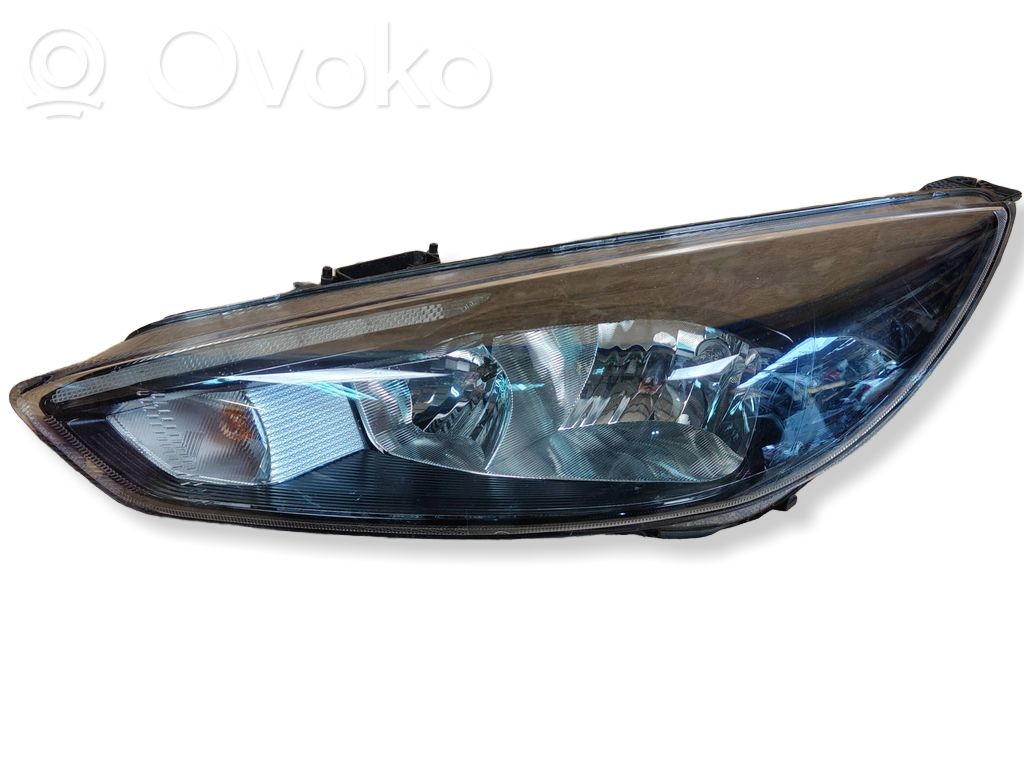 Ford Focus Faro/fanale 