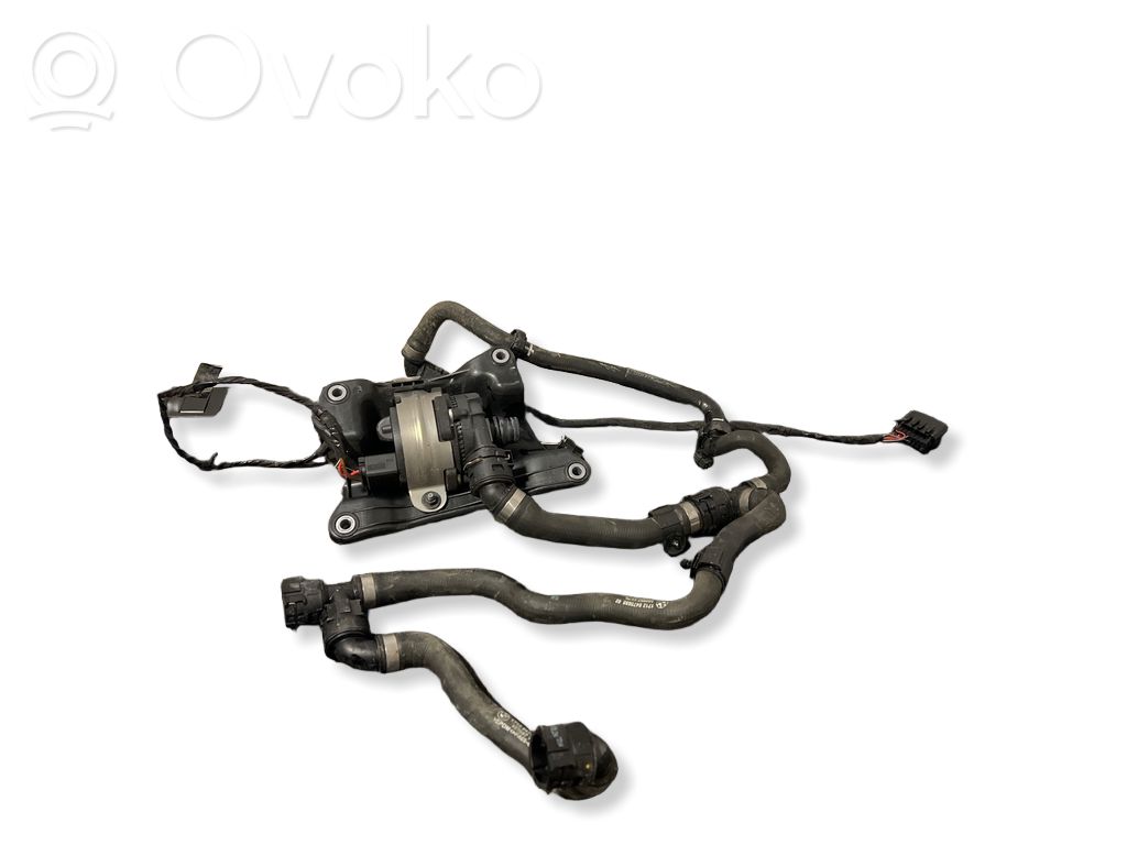 BMW i4 Electric auxiliary coolant/water pump 