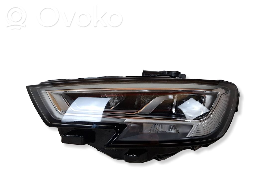Audi A3 S3 8V Lampa przednia 