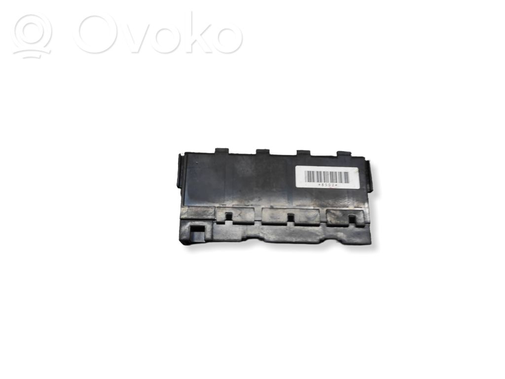 Toyota Auris 150 Módulo de fusible 