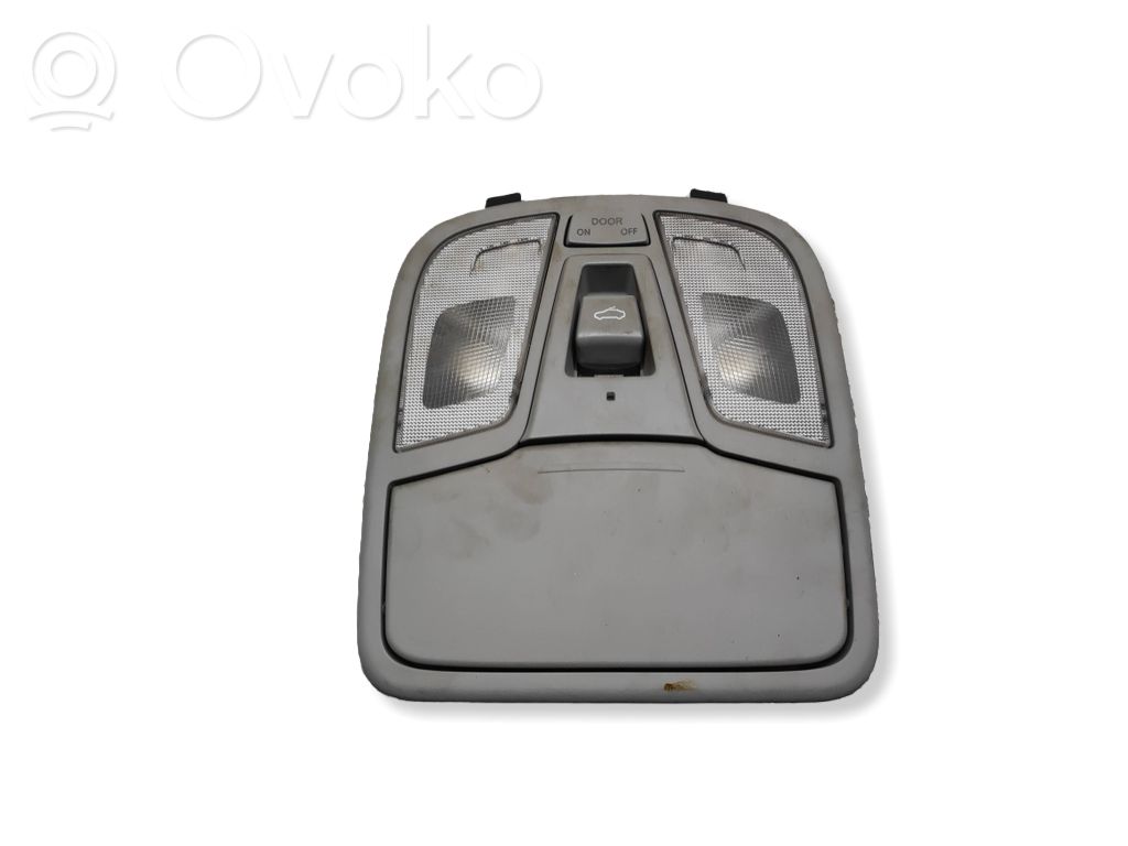 Etuistuimen valo   92800
