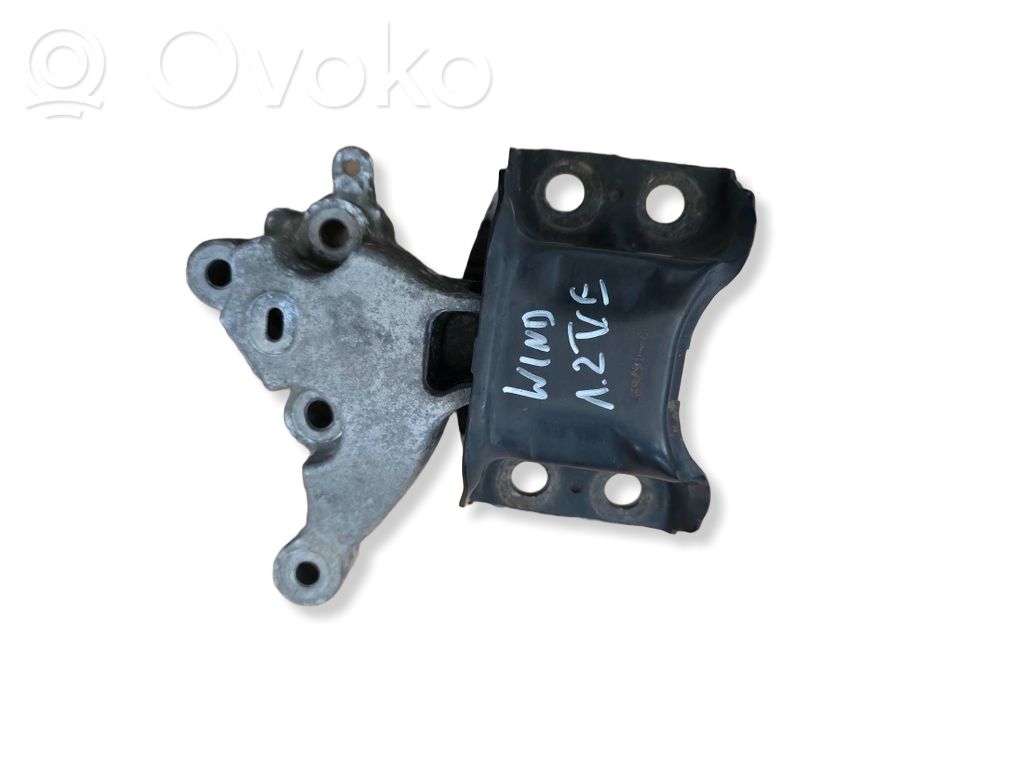 Renault Wind Engine mount vacuum valve 