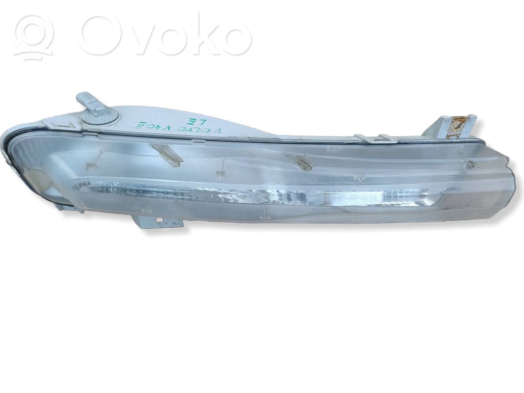 Volvo V40 Etusumuvalo 