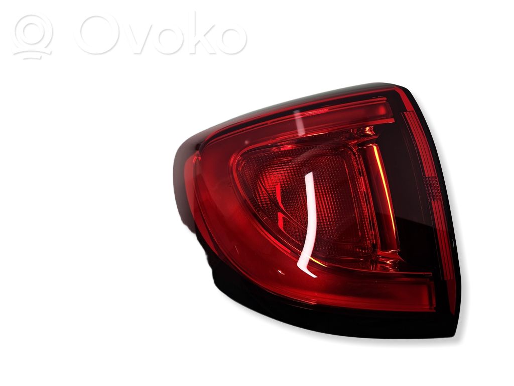 Chrysler Pacifica Rear/tail lights 