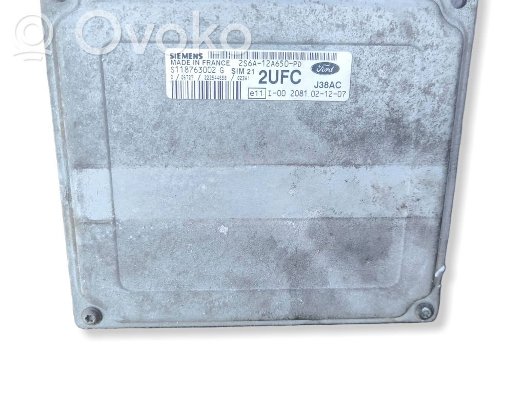 Ford Fiesta Engine control unit/module 