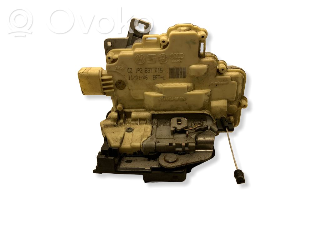 Volkswagen Eos Front door lock 